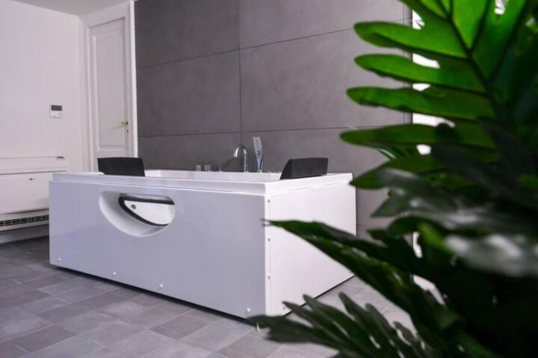 Domus Iole Appartamento Nel Centro Storico Catania Bagian luar foto
