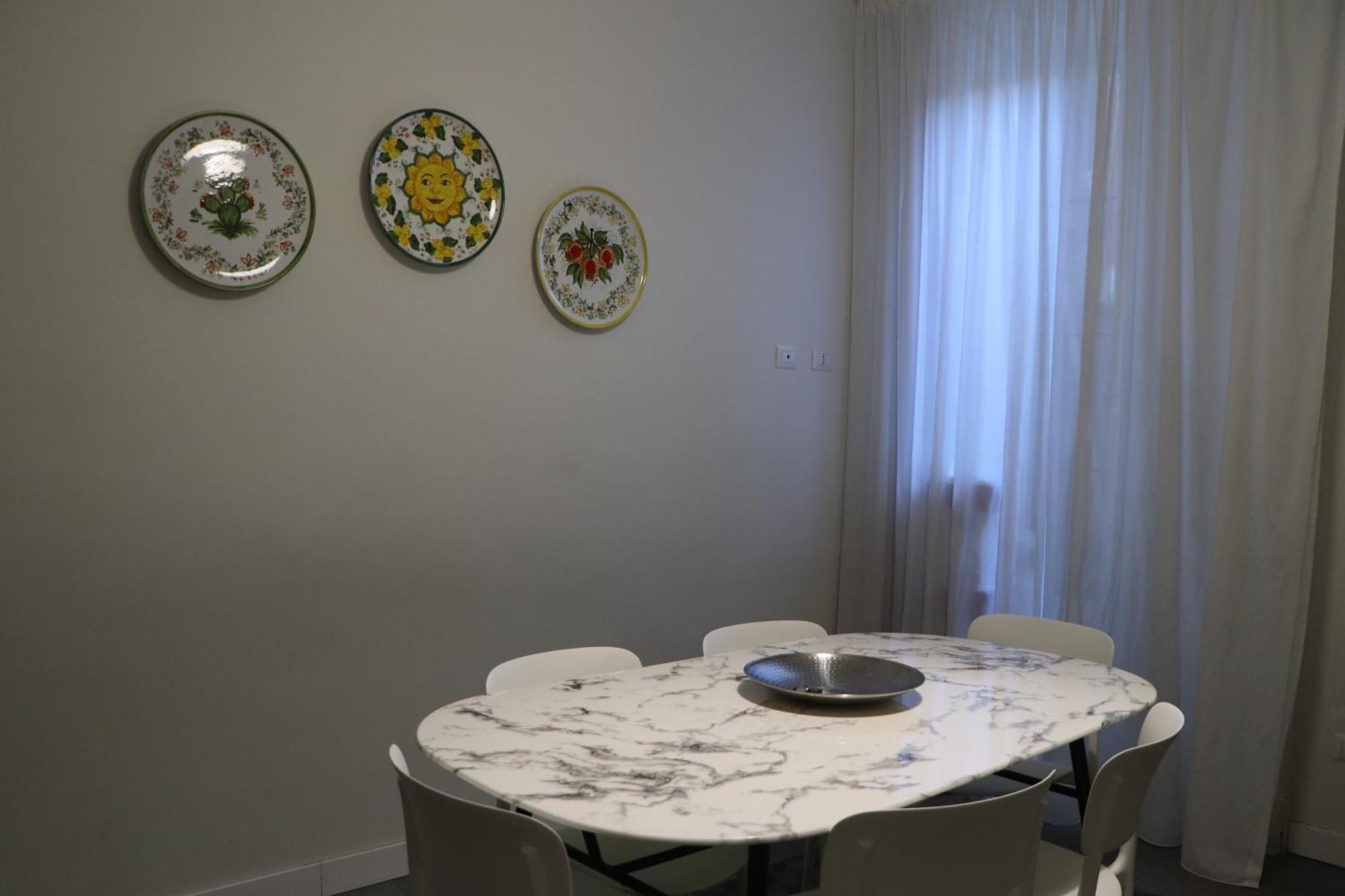 Domus Iole Appartamento Nel Centro Storico Catania Bagian luar foto