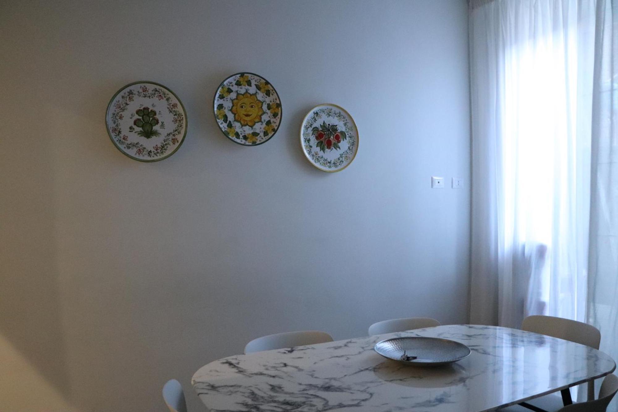 Domus Iole Appartamento Nel Centro Storico Catania Bagian luar foto